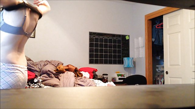 女同性戀由湖邊的女同性戀者進行