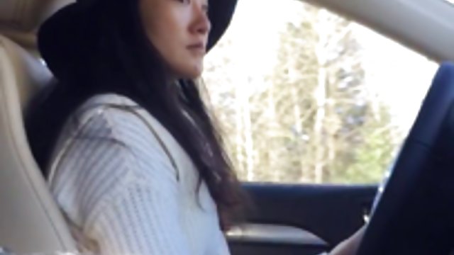 激進的性交獲得這個金發妓女